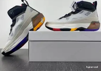 Hyperoad Dark Concord Bone Light Jordan 37 0623